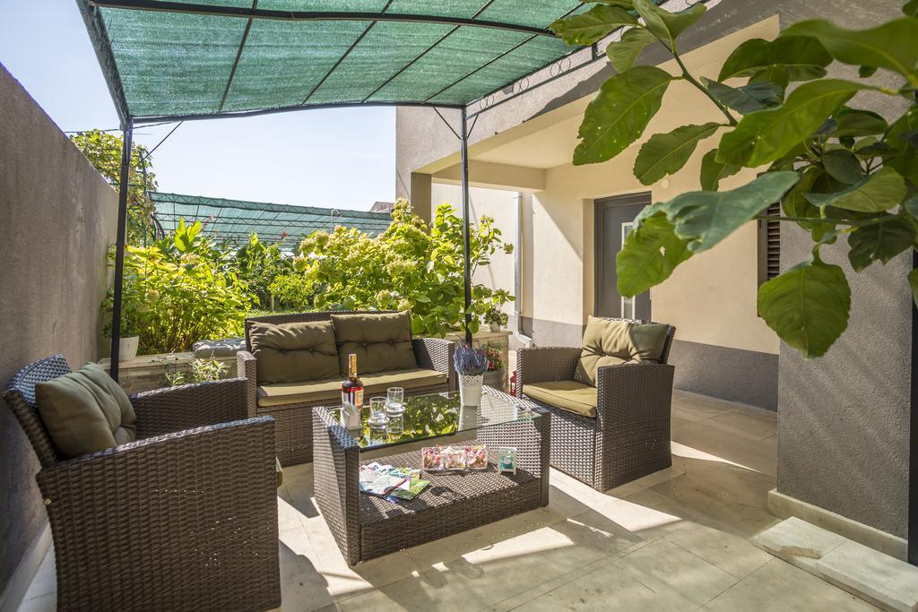 Holiday Home Petra Podstrana Exterior foto